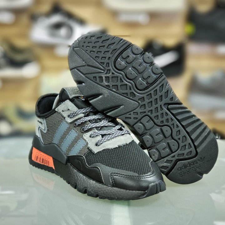 Кроссовки Adidas nite Jogger