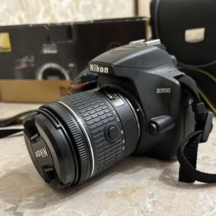 Зеркальный фотоаппарат nikon D3500