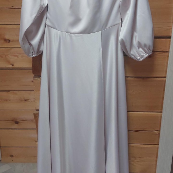 Платье вечернее