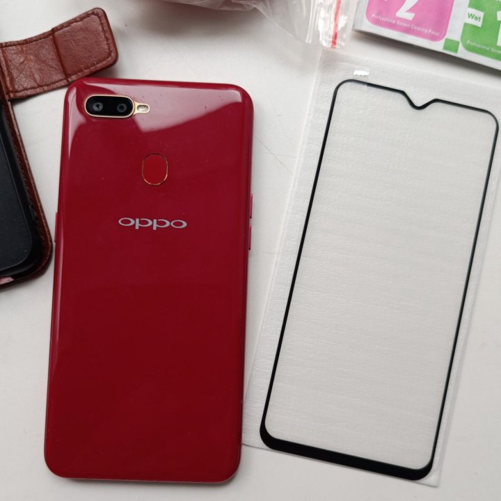 Смартфон OPPO A5s. и Xiaomi redmi note 7.