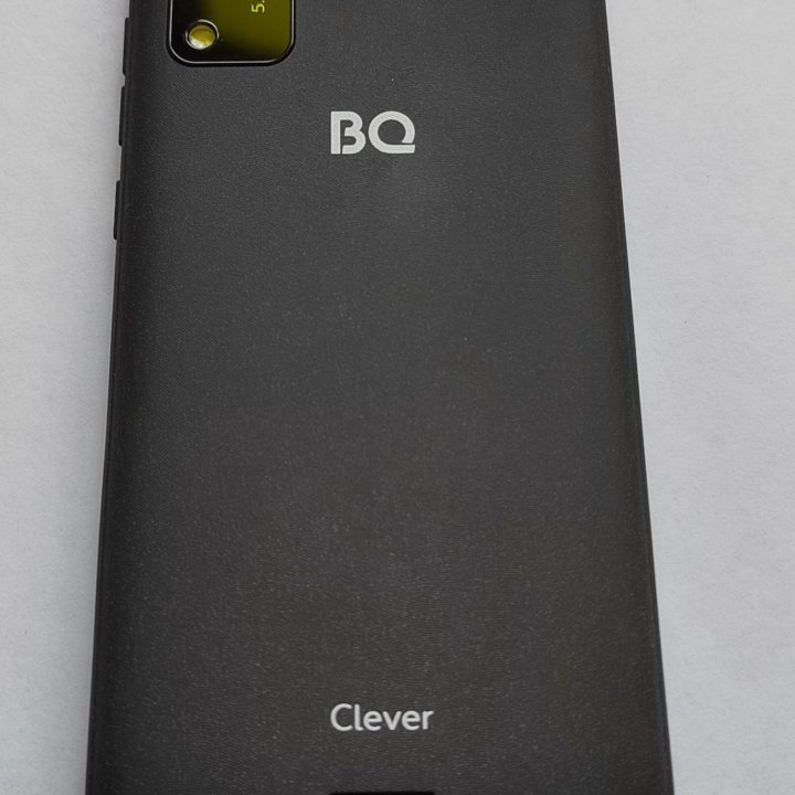 Смартфон BQ-5745L Clever