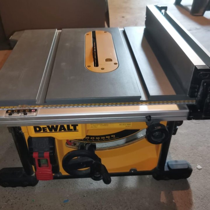 Настольная пила DeWalt DWE7485