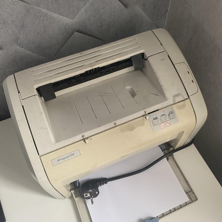 Принтер HP LaserJet 1018