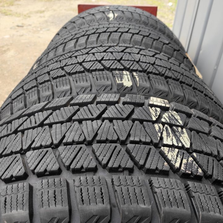 Комплект Bridgestone Blizzak DM-V3 275/50 r20 (№1)