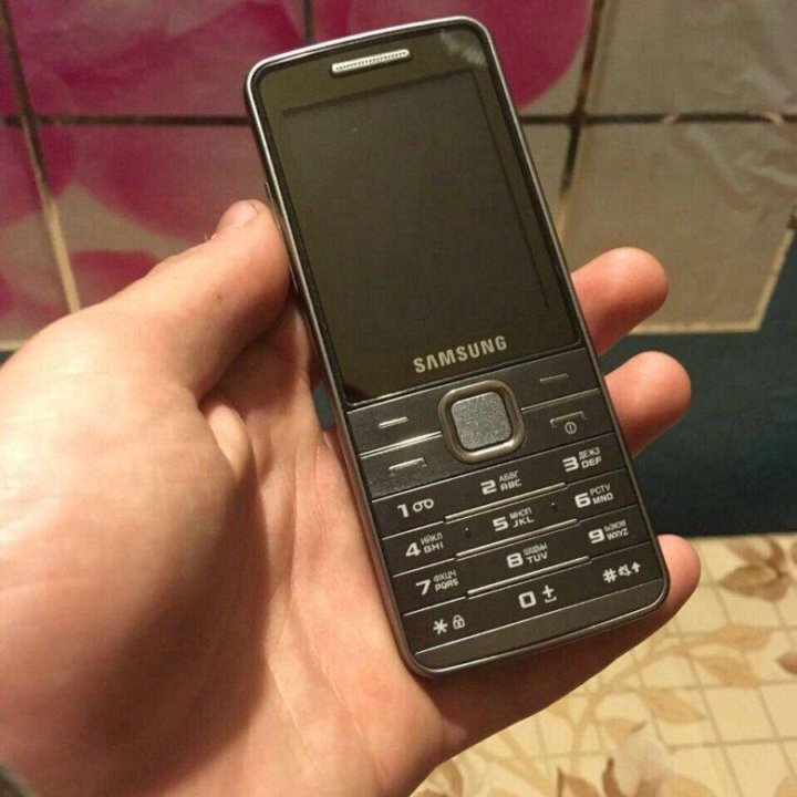 Samsung S5610