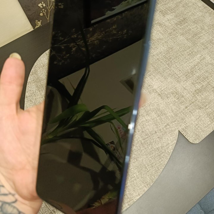 Телефон HUAWEI 9 SE