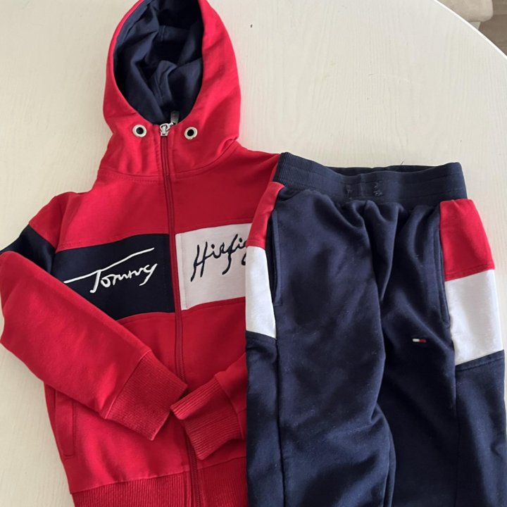 Спортивный костюм Tommy Hilfiger 98