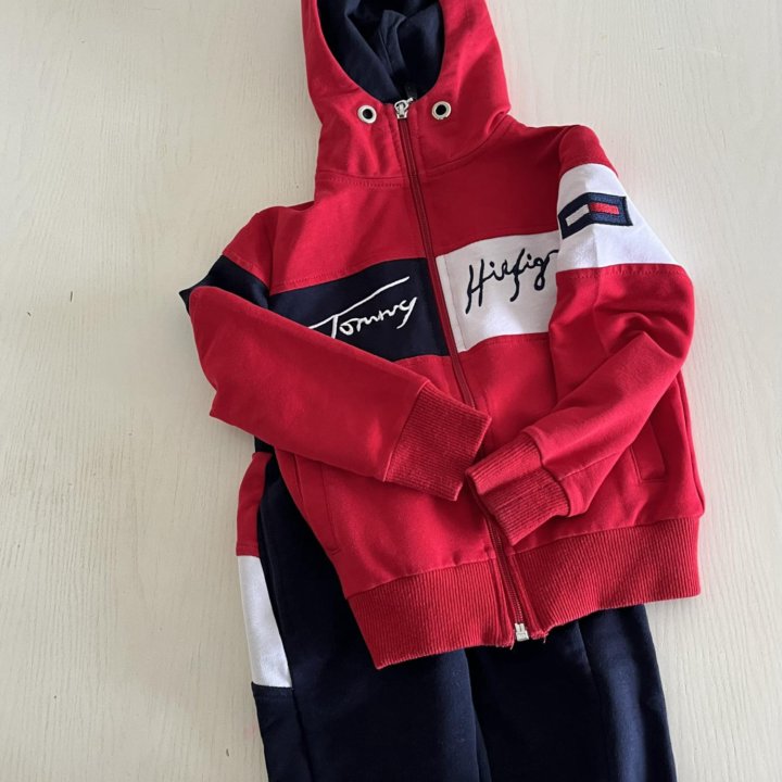 Спортивный костюм Tommy Hilfiger 98