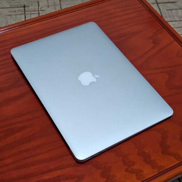 Ноутбук Macbook Air (A1466)