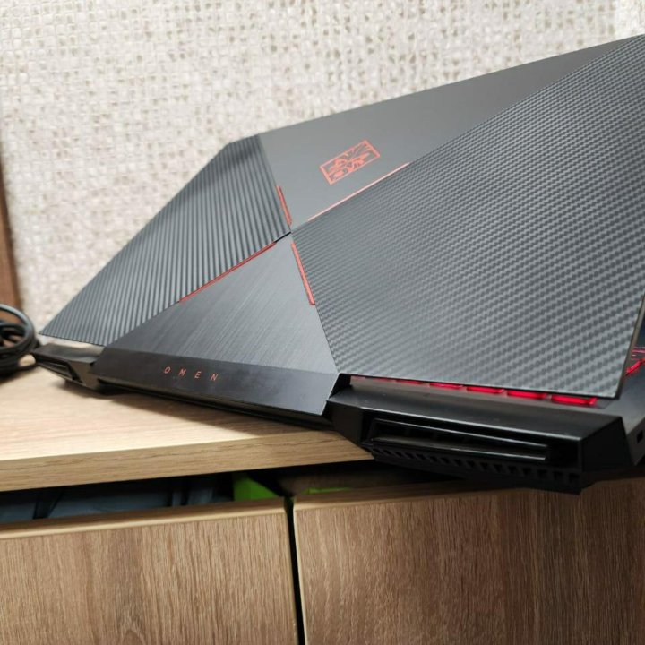 Мощный Ноутбук HP OMEN I5,GTX 1050Ti 4Gb,ОЗУ16,SSD