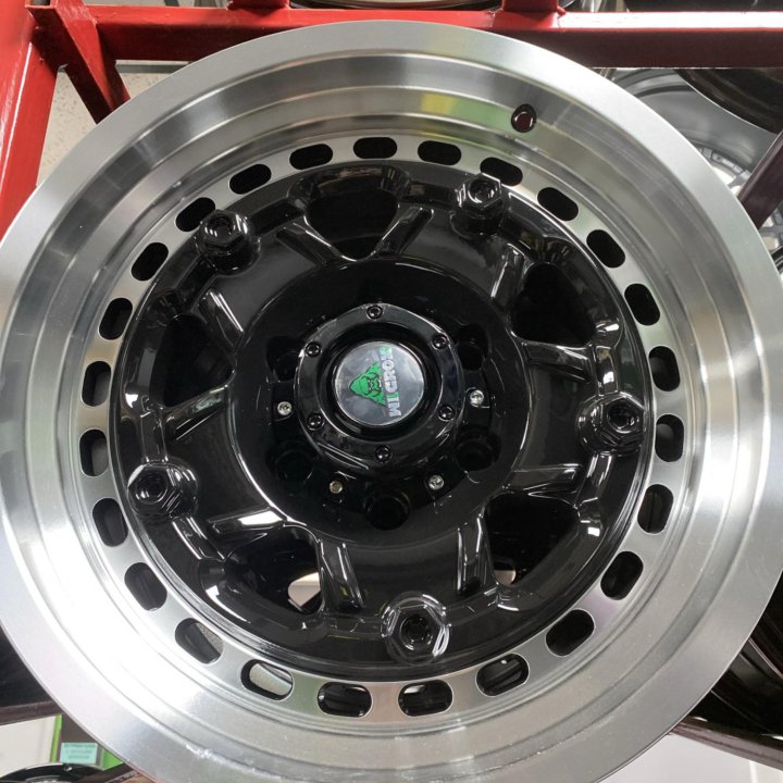 R17 j8.5 et0 6x139,7