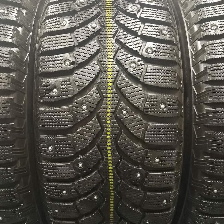 Bridgestone Blizzak Spike-01 R17 225/60 103T