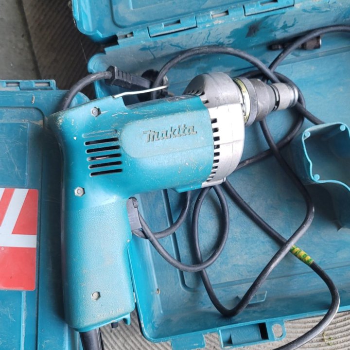 Hilti , makita