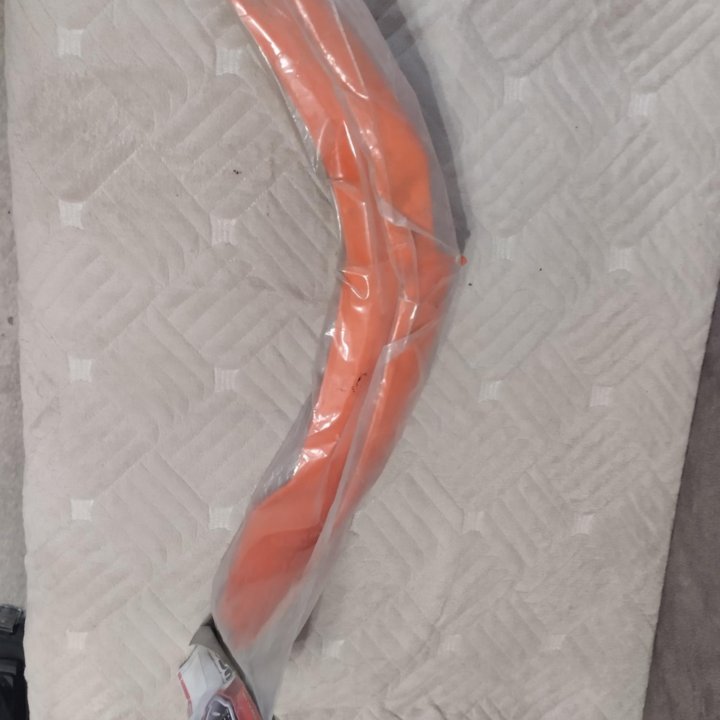 Переднее крыло.