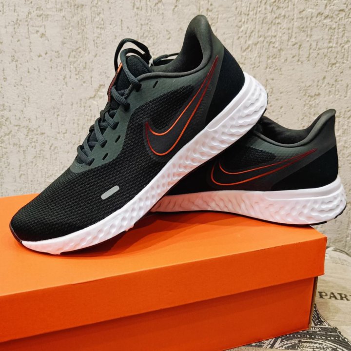 Кроссовки Nike Revolution 5 оригинал