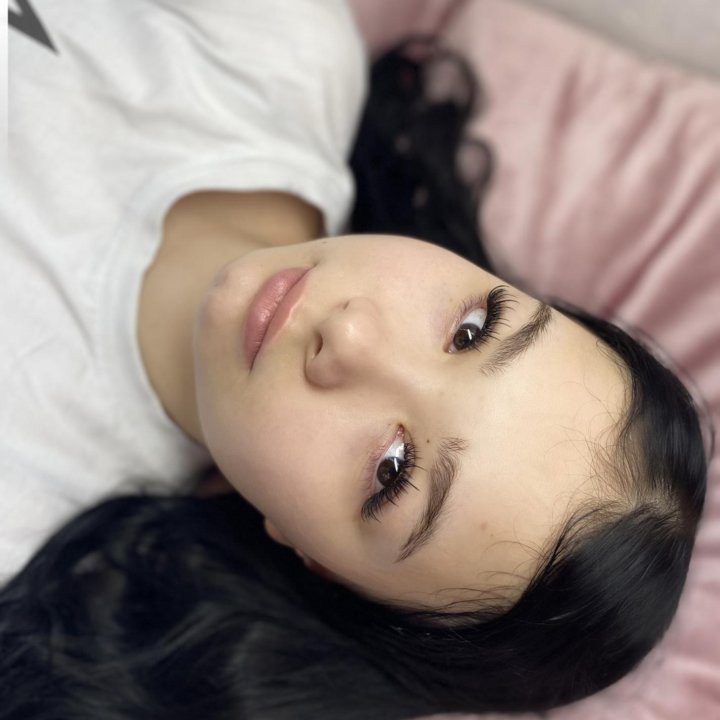 Наращивание ресниц 