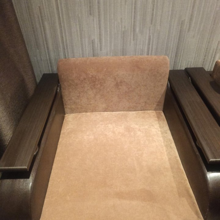 Диван + кресло бу