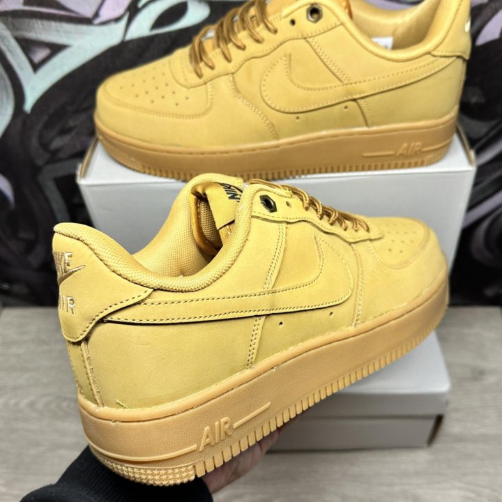 Кроссовки Nike Force 1