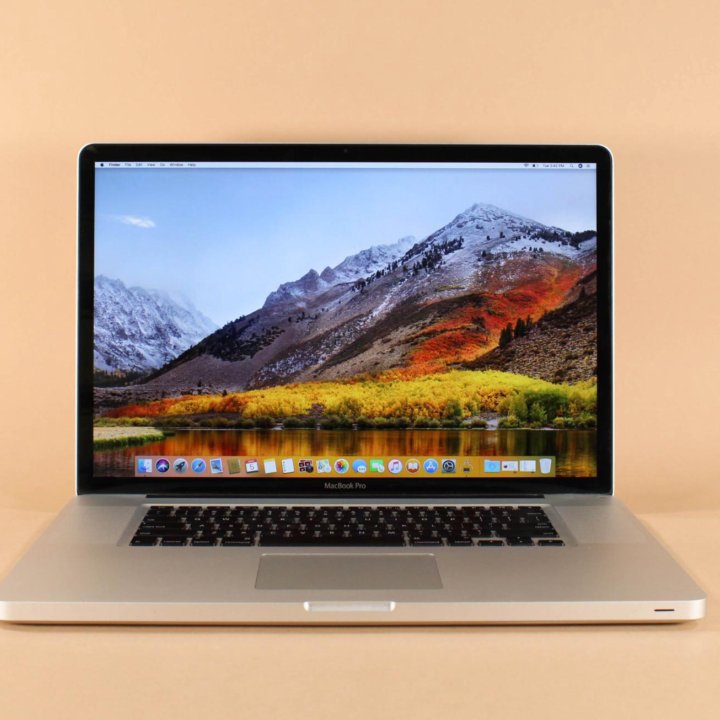 MacBook core i7/12Gb/ 15.6 экран