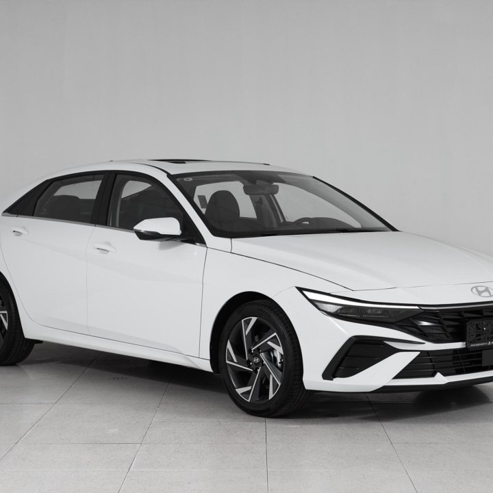 Hyundai Elantra, 2023