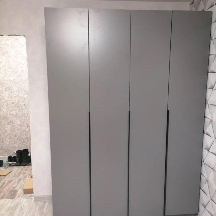 Шкаф распашной новый серый