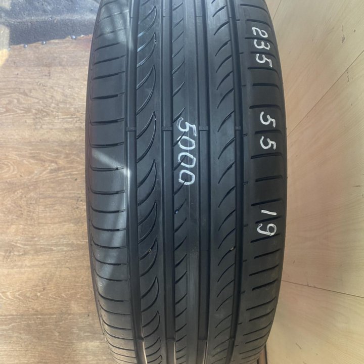 235/55/19 одиночка Pirelli 2024