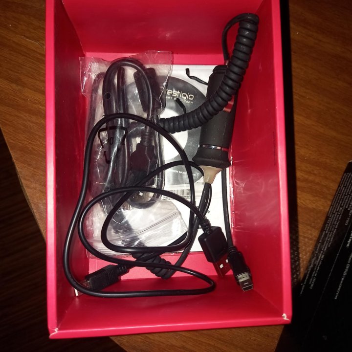 Видеорегистратор с навигатором