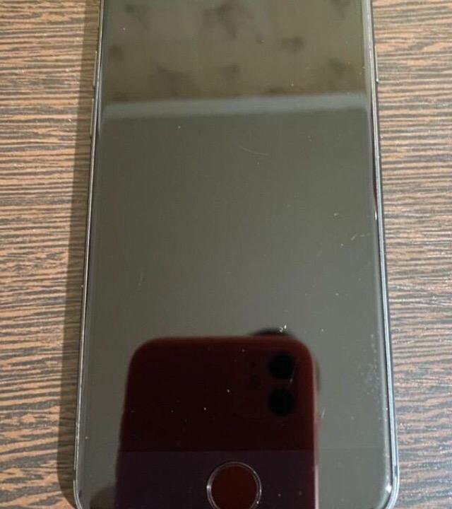 iPhone 8 64gb