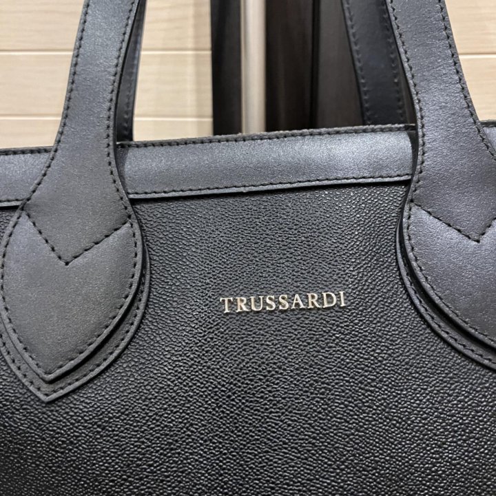 Сумка нат кожа TRUSSARDI оригинал