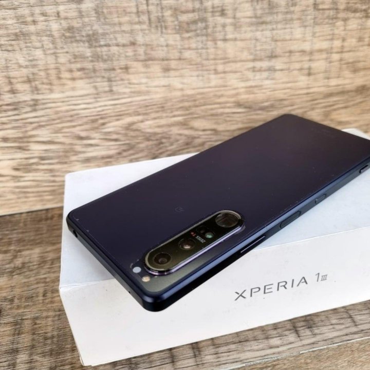 Sony Xperia 1 III (12/256)