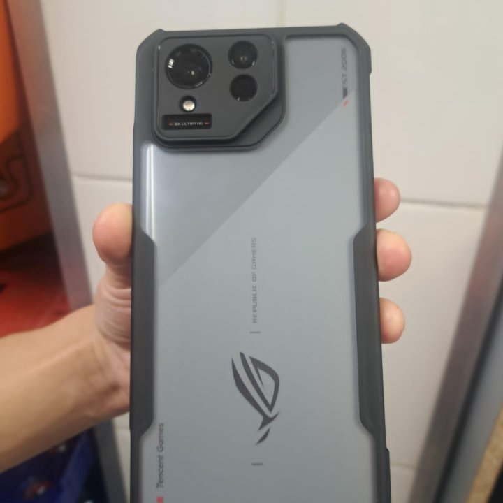 Asus rog phone 8 16/256