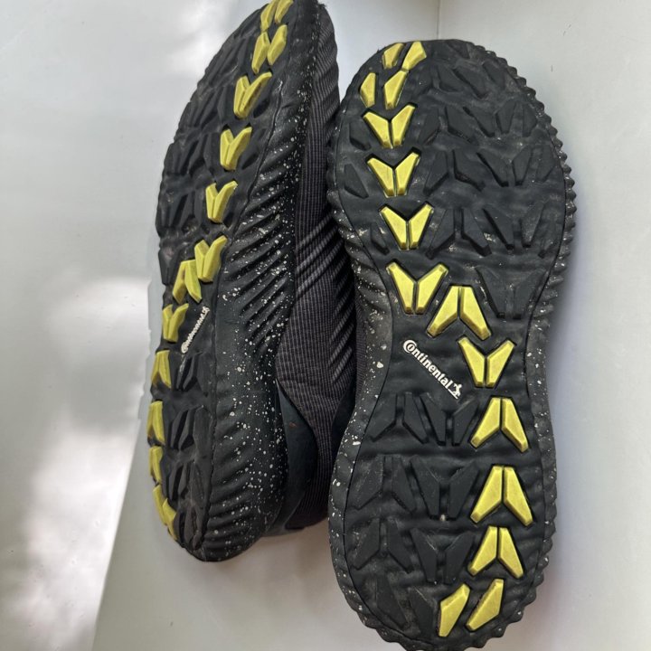 Кроссовки Adidas Alphabounce, размер 8,5 US