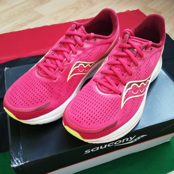 Кроссовки Saucony Endorphin Speed 3