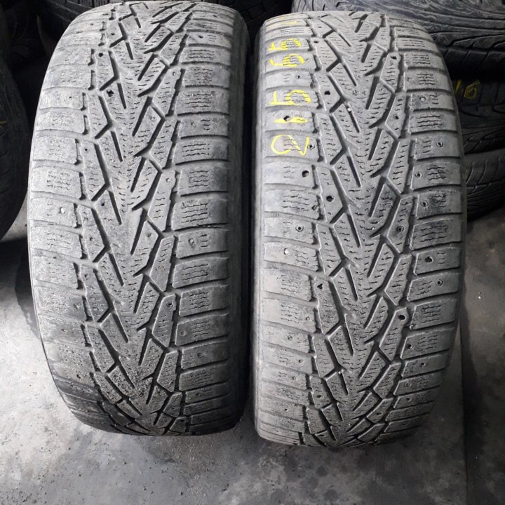 Две шины Nokian 215 55 R17