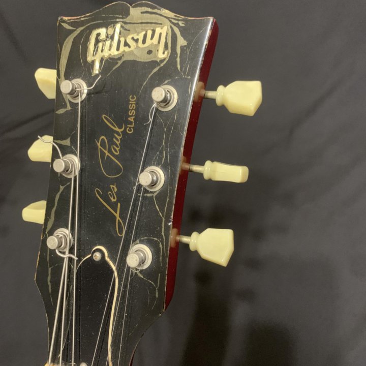 Gibson les paul classic premium plus