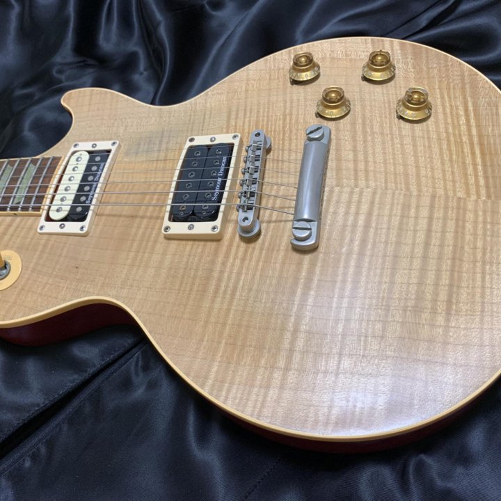 Gibson les paul classic premium plus