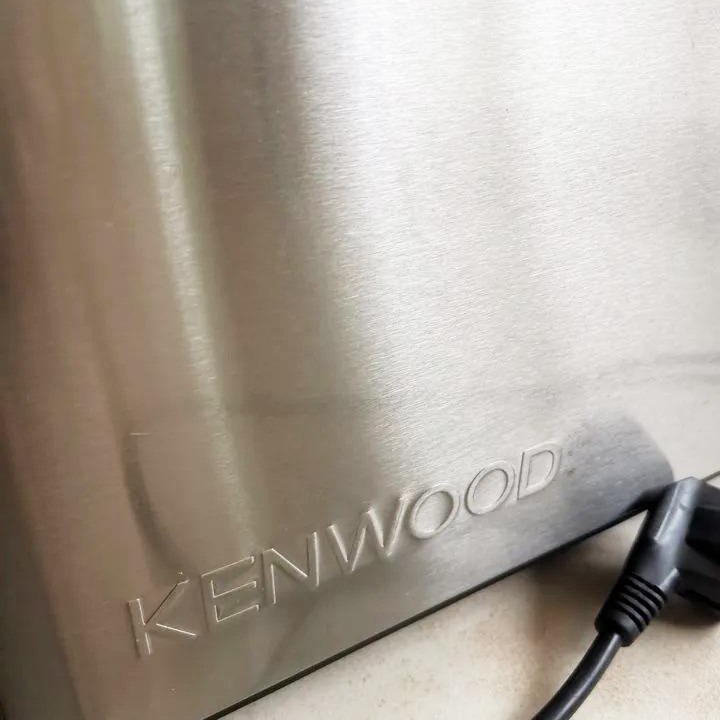 Хлебопечка Kenwood BM450