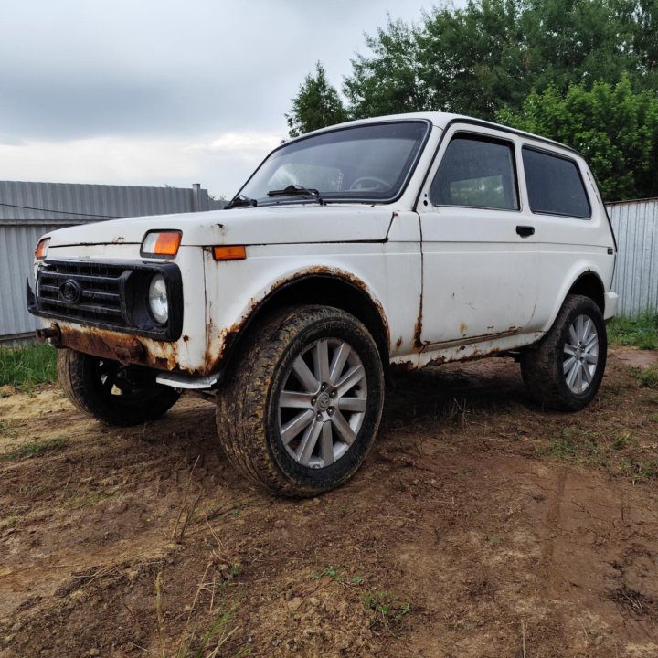 ВАЗ (Lada) Niva (4x4/Legend), 1996