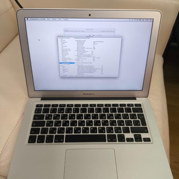 MacBook Air 13 + Office , отличное состояние с зар