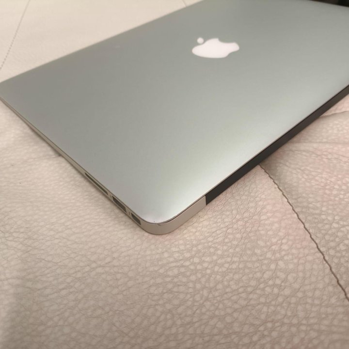 MacBook Air 13 + Office , отличное состояние с зар