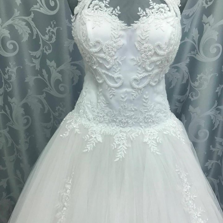 Платье свадебное