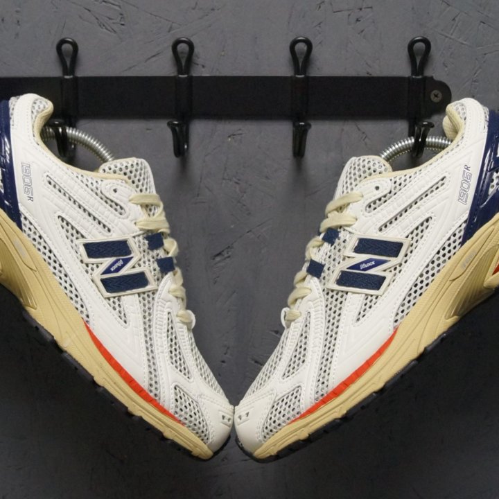 Кроссовки New Balance 1906