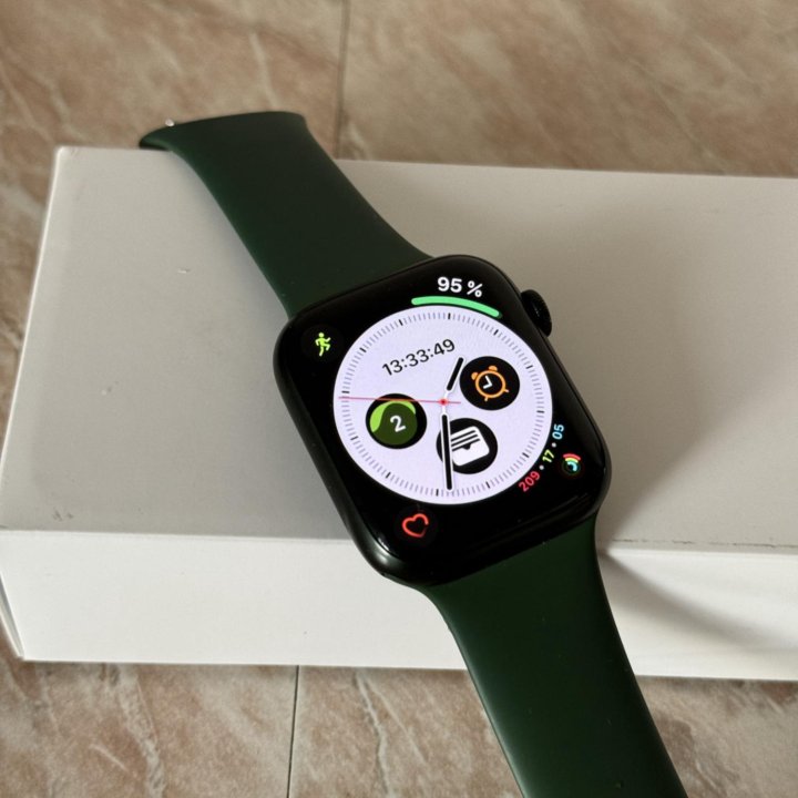 Apple Watch Series 7 45 mm green