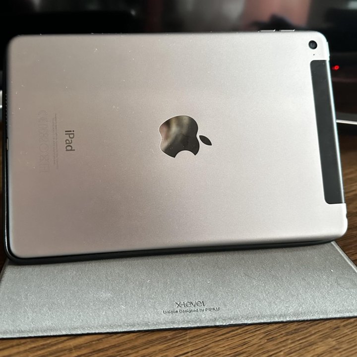 iPad mini 4