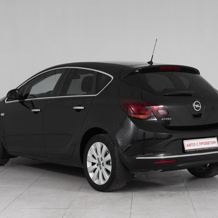 Opel Astra, 2013