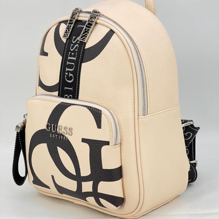 Рюкзак GUESS