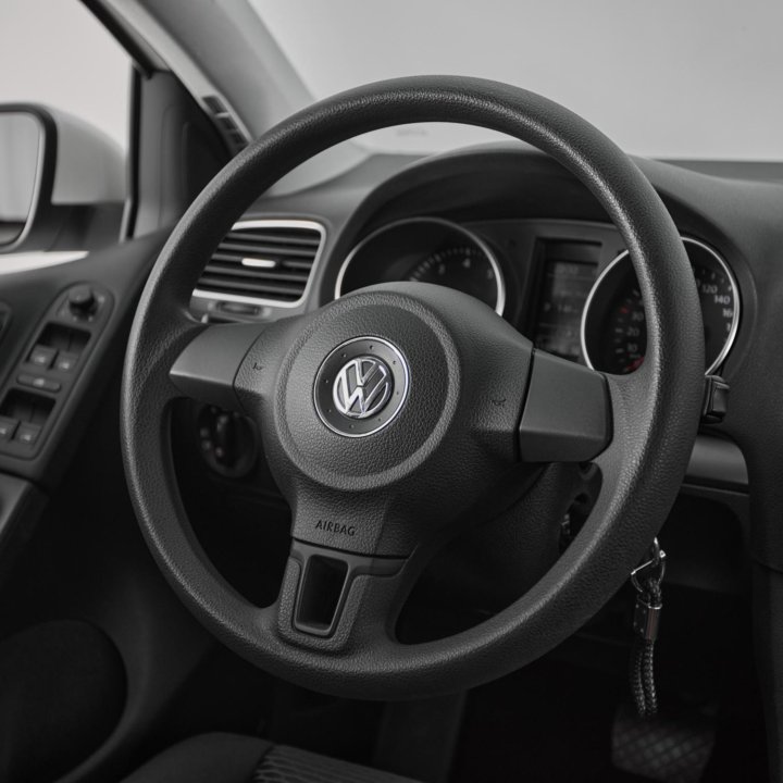 Volkswagen Golf, 2012