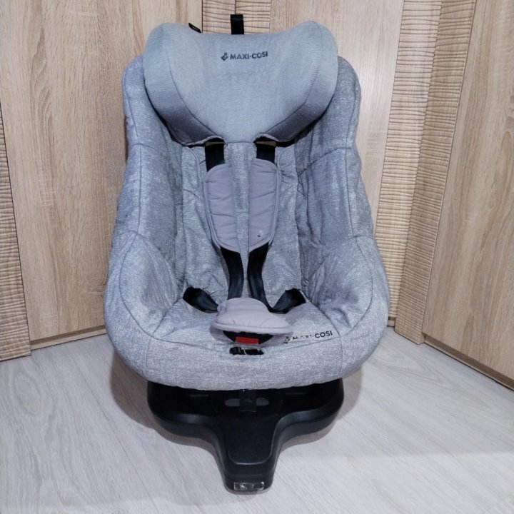 Автокресло Maxi Cosi Tobi fix nomad grey (9-18 кг)