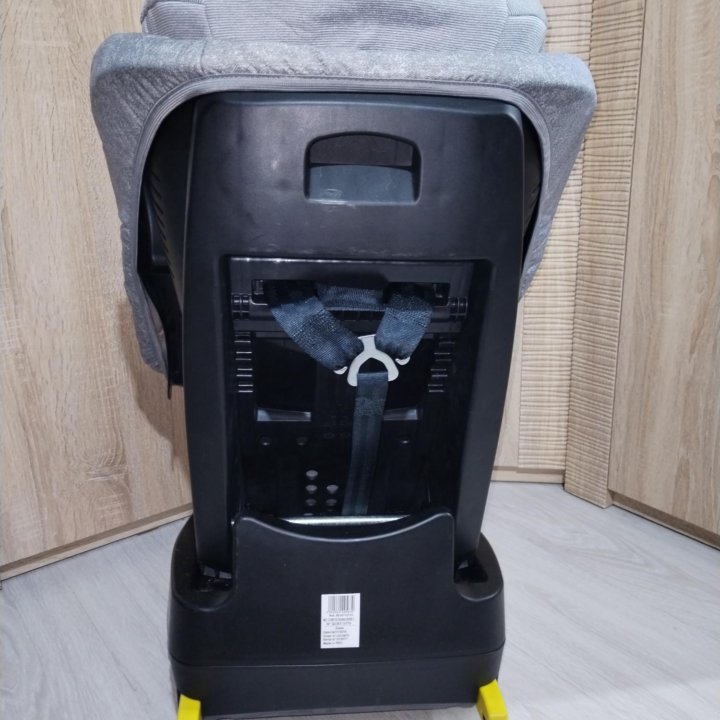 Автокресло Maxi Cosi Tobi fix nomad grey (9-18 кг)