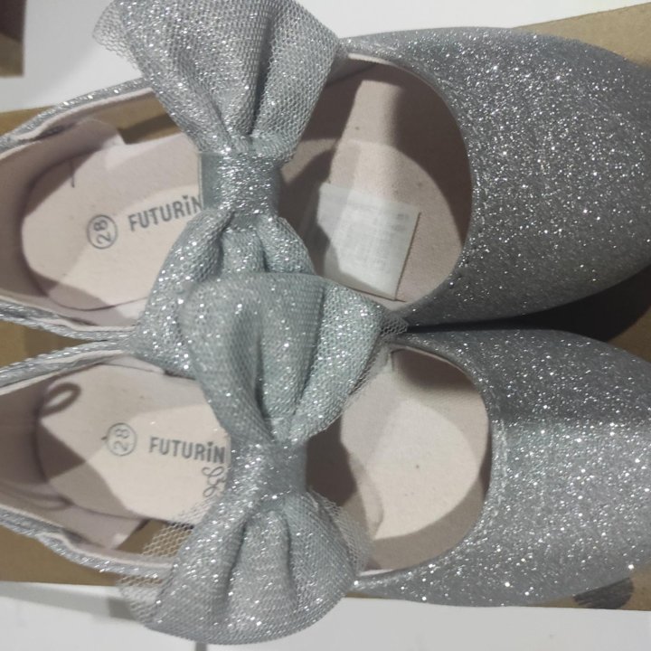 Праздничные туфли для девочки